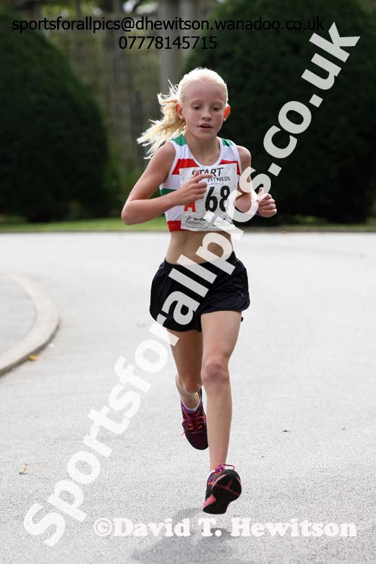 Girls under-13s, Northern Road Relays, Blackpool. Photo: David T. Hewitson/Sports for All Pics
